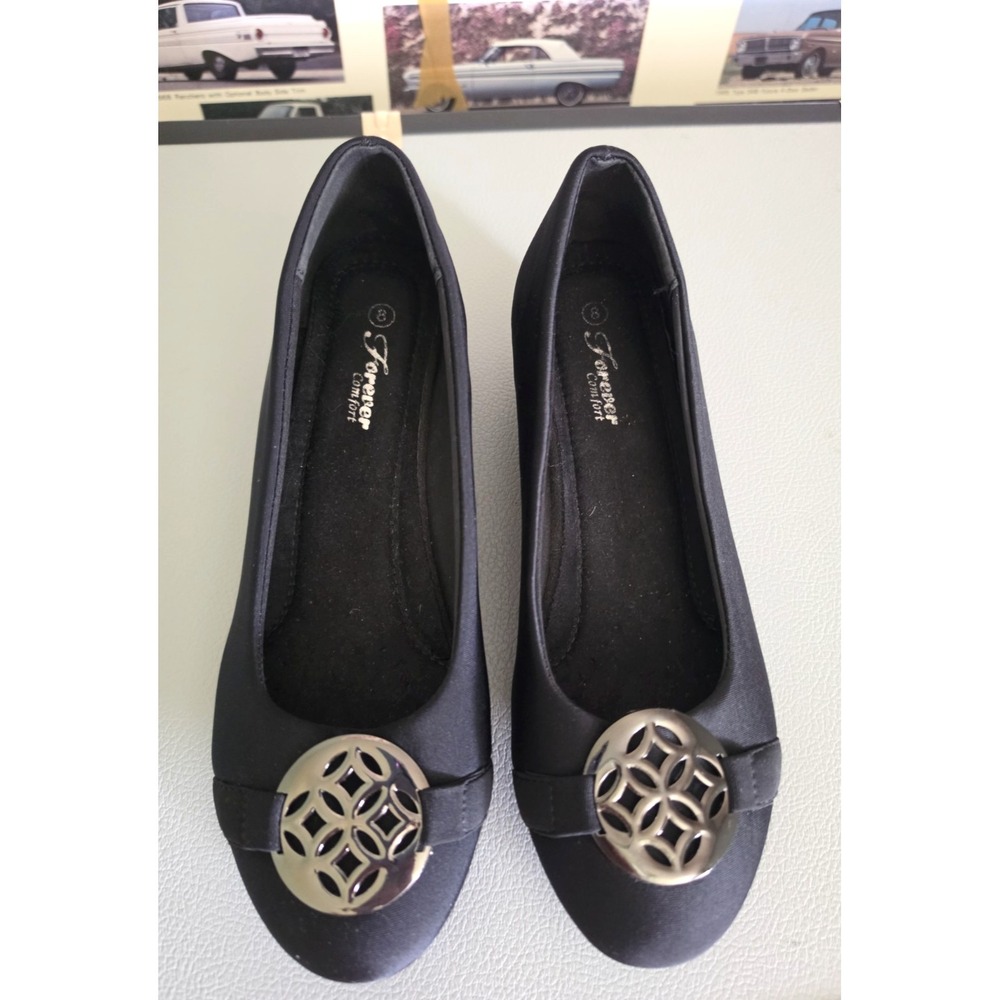 Forever Comfort Women's Legosa Medallion Slip-On Hidden Wedge -Size 8